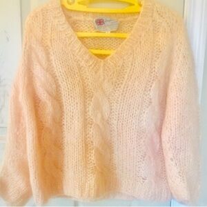 Vintage 70's Baby Pink Mohair Sweater (S)